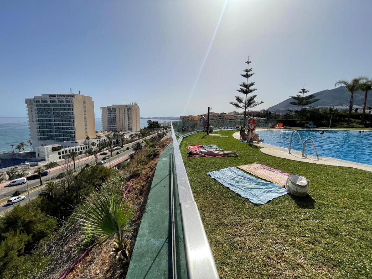 Beach And Pool Holidays At The Grand Coloso 베날마데나코스타 외부 사진
