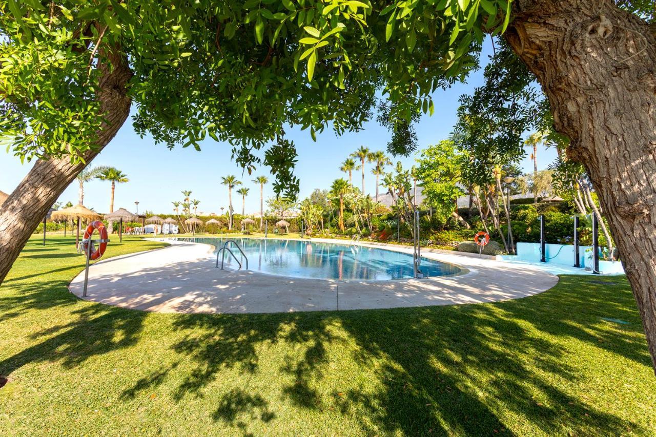 Beach And Pool Holidays At The Grand Coloso 베날마데나코스타 외부 사진